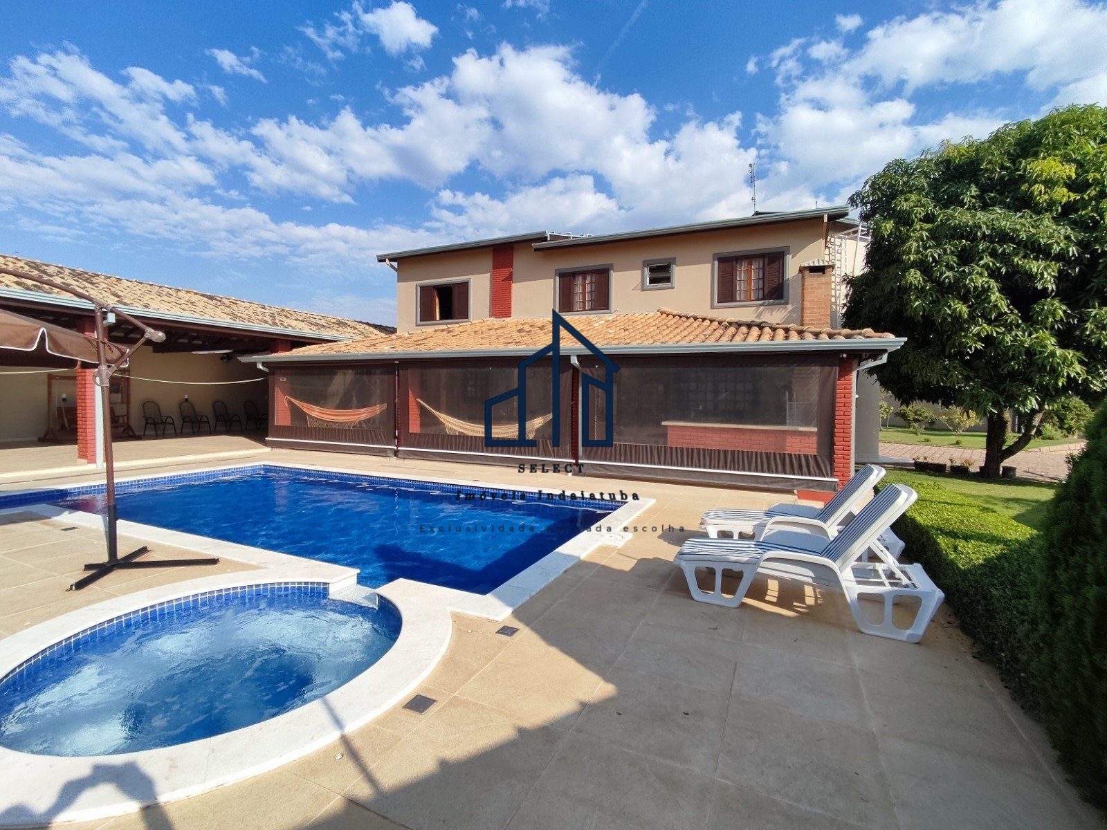 Chácara a venda em Indaiatuba - 7 dormitórios - 1425m²