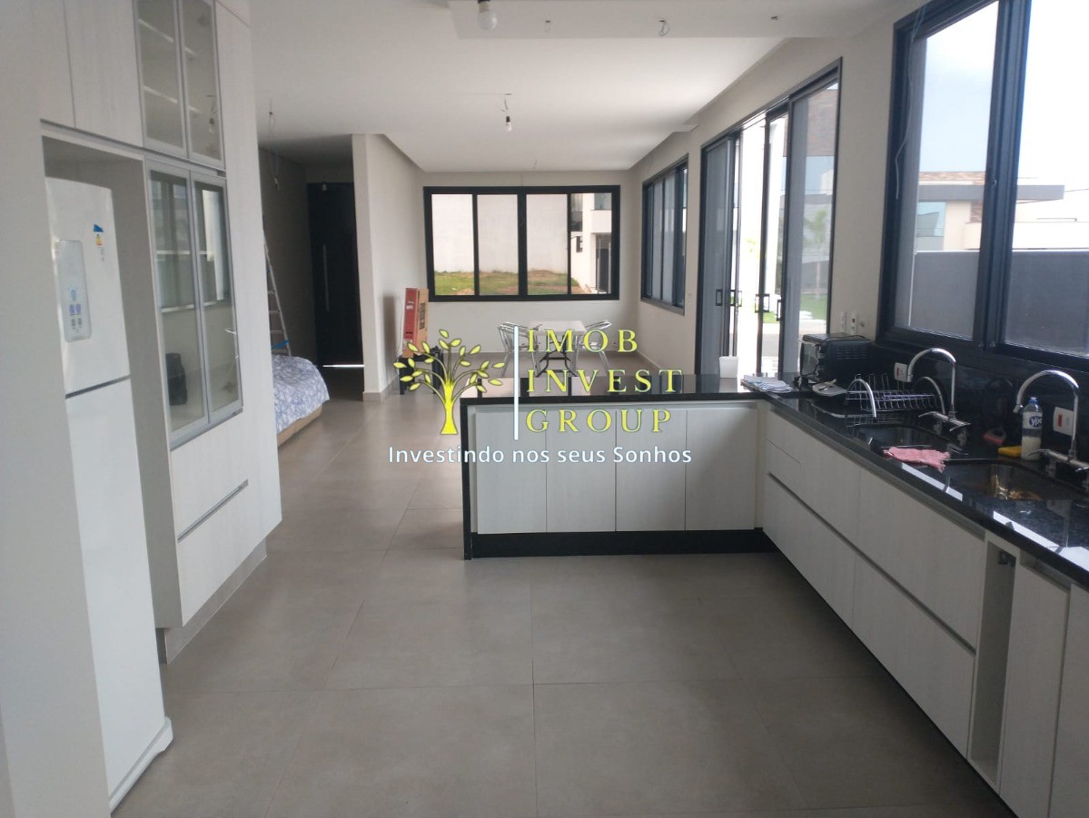 Casa a venda no Condomínio Maria José, Indaiatuba/SP.